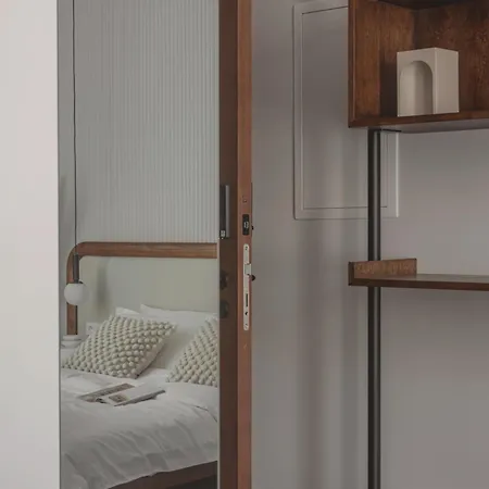 New And Stylish Apartment, Monaco 아파트