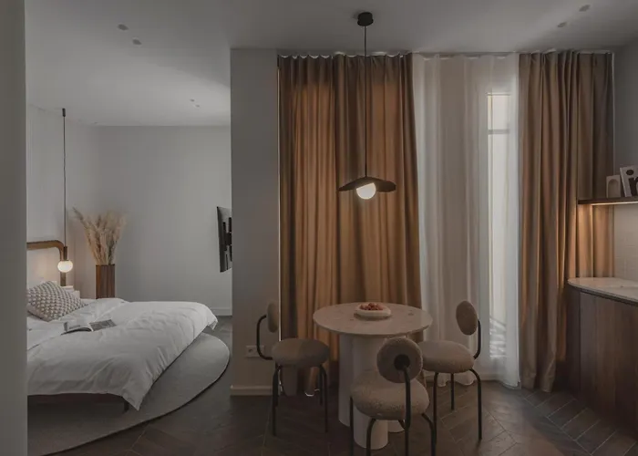 New And Stylish Apartment, Monaco *